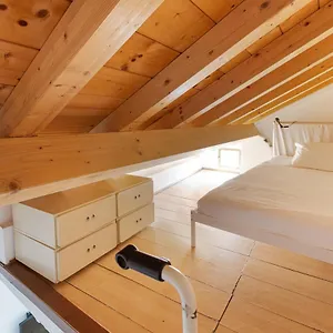 https://milano-gae-aulenti-cosy-studio.it-lombardy.com